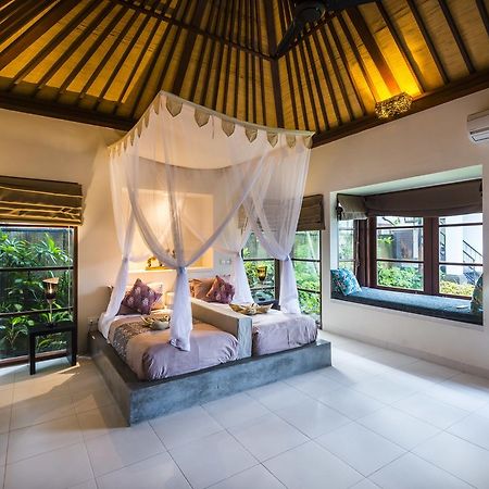 Villa Ayode Selemadeg Exterior foto
